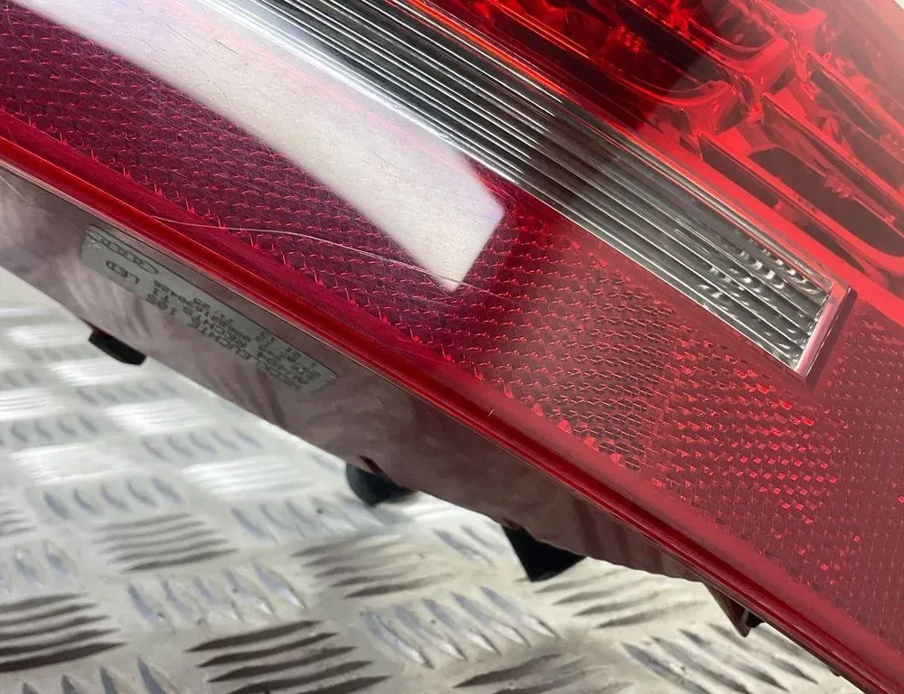 AUDI A5 Sportback 8T (2009-2011) Rear Right Taillight Lamp 8T8945096D 34730278