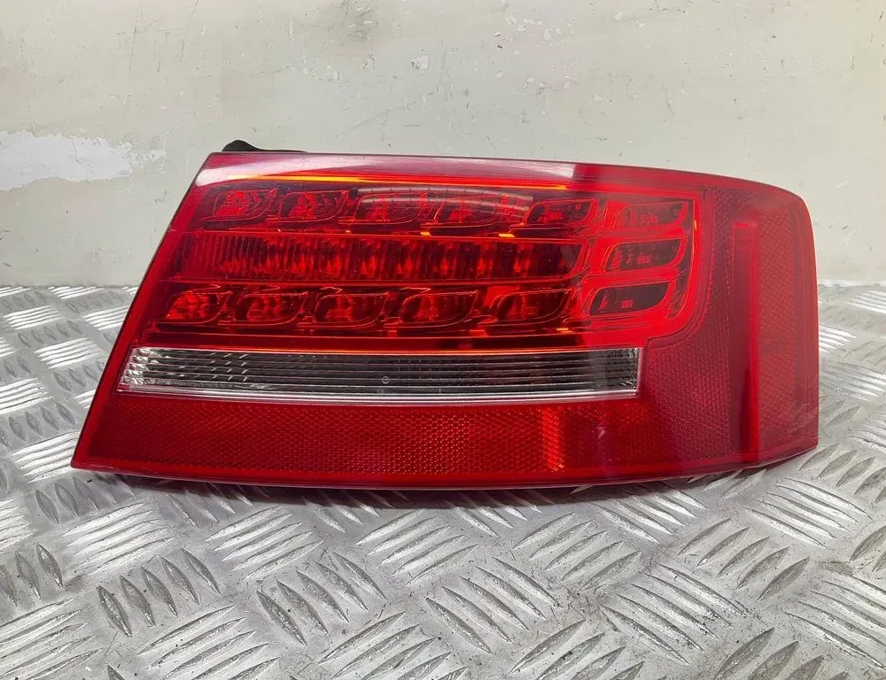AUDI A5 Sportback 8T (2009-2011) Rear Right Taillight Lamp 8T8945096D 34730278