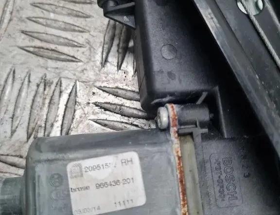 OPEL Insignia A (2008-2016) Front Right Door Window Regulator 965871104 33297875