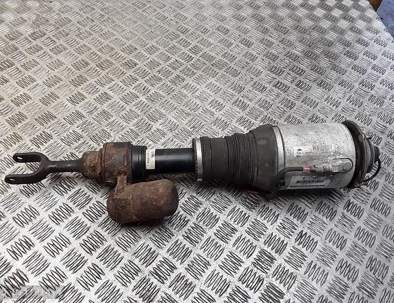 VOLKSWAGEN Phaeton 1 generation (2002-2016) Front Left Shock Absorber 3d0616039t 31408931