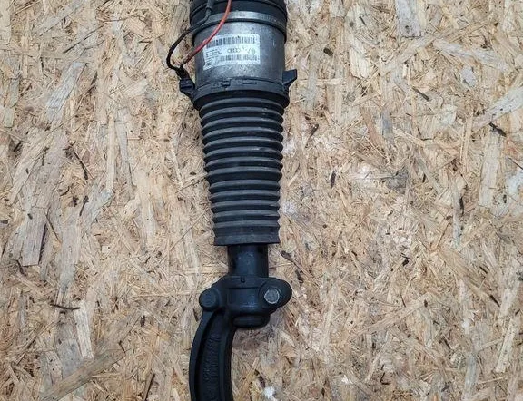 AUDI A8 D2/4D (1994-2002) Front right pneumatic shock absorber 4H0616039AD 33768564