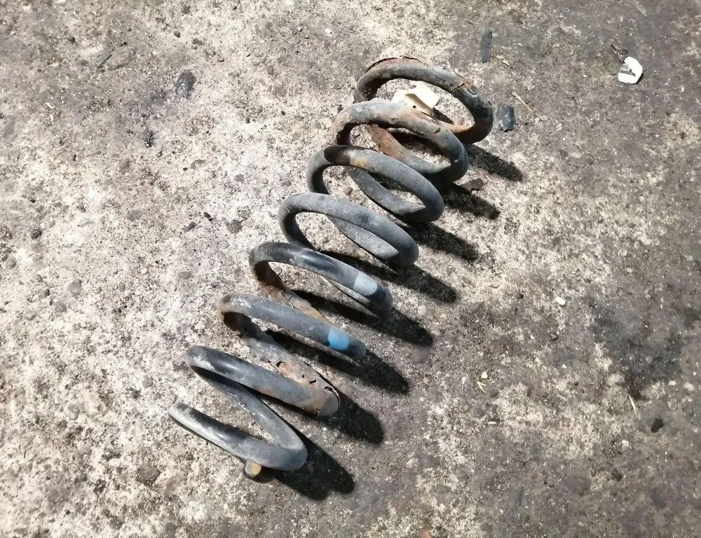 PEUGEOT 607 1 generation (2000-2008) Rear Right Coil Spring 33882837