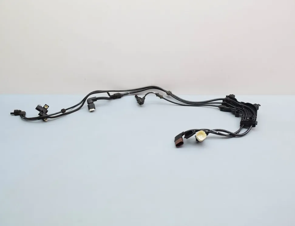 MERCEDES-BENZ E-Class W213/S213/C238/A238 (2016-2024) Rear Right ABS Sensor A2135401813,A2135403905,A2135402805 27807586