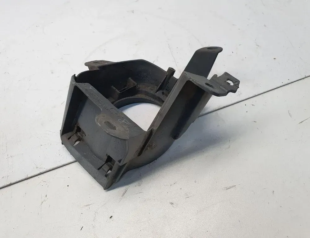 TOYOTA Prius 3 generation (XW30) (2009-2015) Fog lamp trim 8148247020 34233665