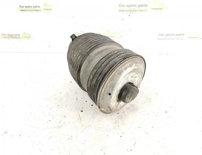 MERCEDES-BENZ C-Class W205/S205/C205 (2014-2023)  rear right pneumatic shock absorber A2053200825,2053200825 27138685