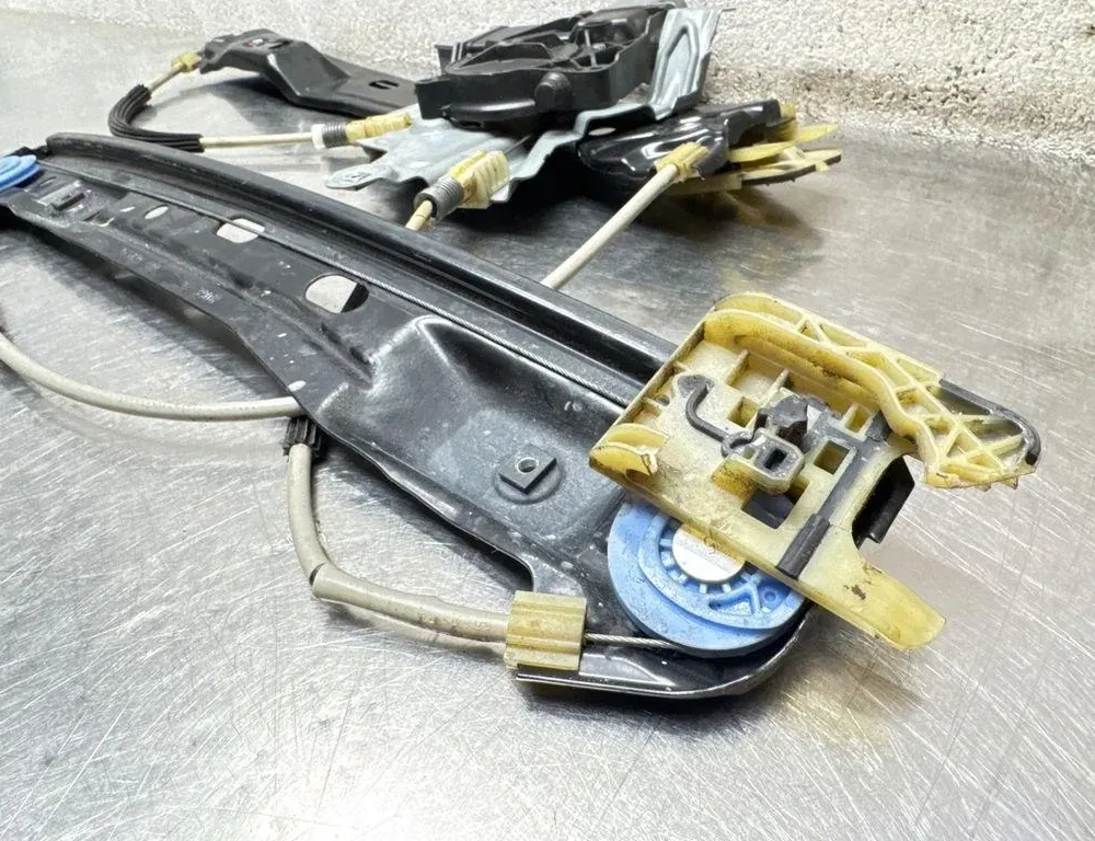 OPEL Insignia A (2008-2016) Front Right Door Window Regulator 9664101,08405559,1330457,0130822411 34543096