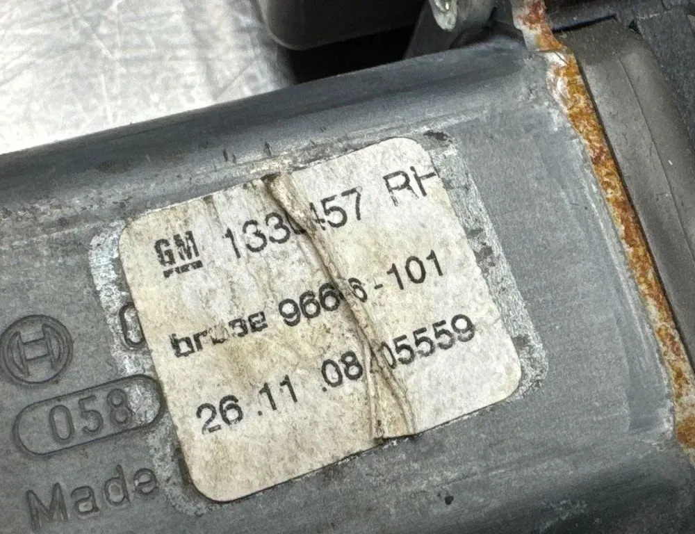 OPEL Insignia A (2008-2016) Front Right Door Window Regulator 9664101,08405559,1330457,0130822411 34543096