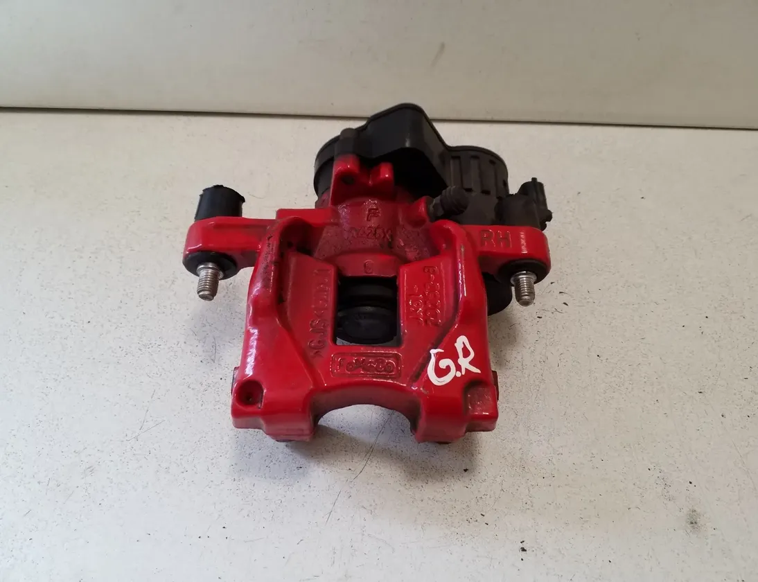 FORD Kuga 3 generation (2019-2023) Rear Right Brake Caliper NX612D250BLB,JX6120252B 31109655