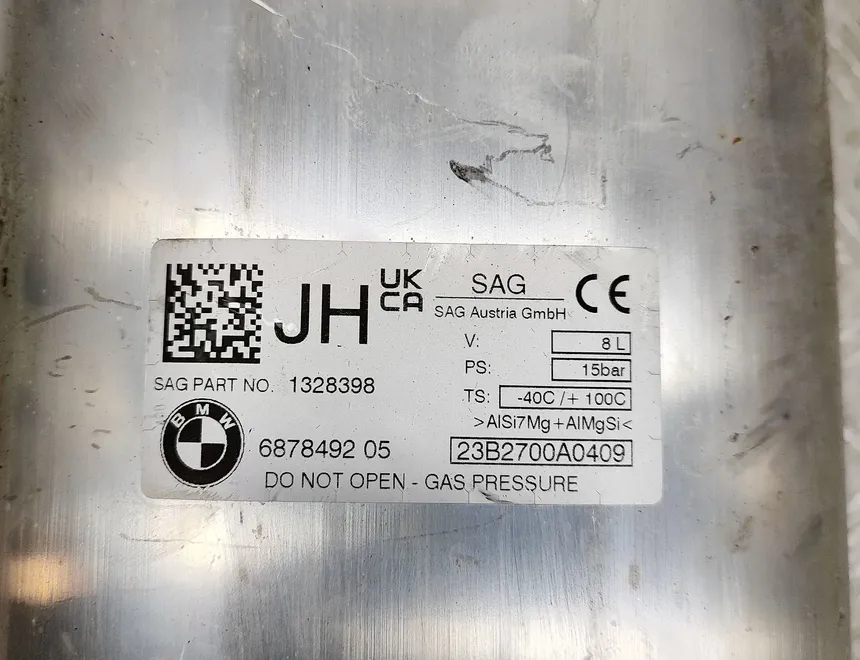 BMW X5 G05/G18 (2018-2024) Air reservoir 6878492 33812406