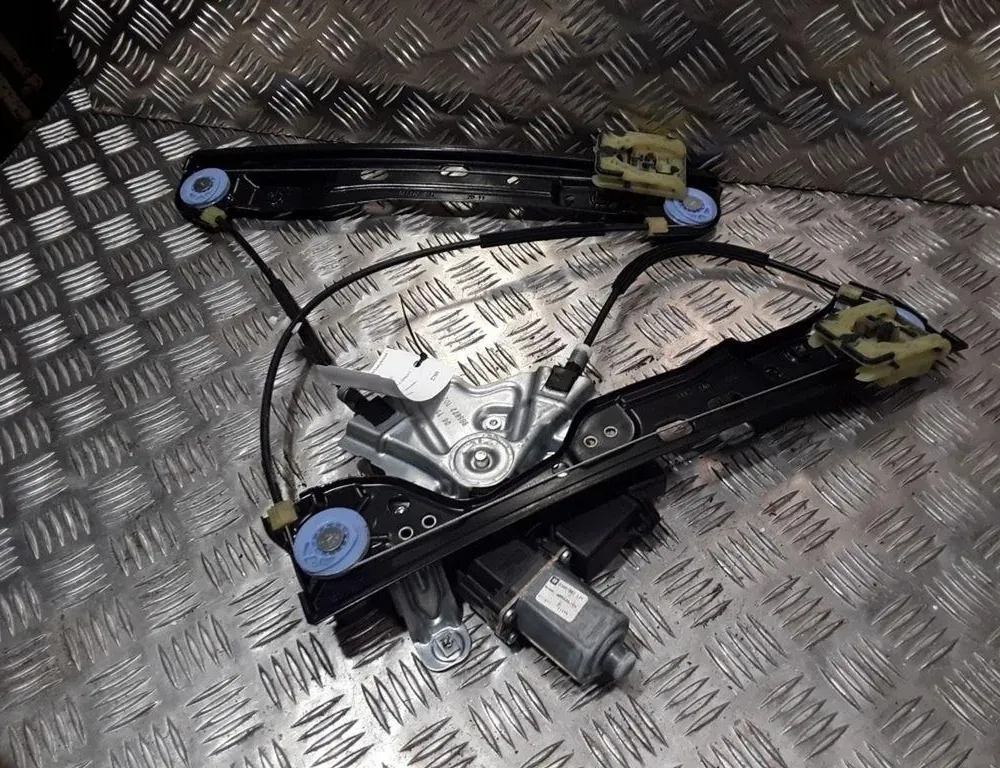 OPEL Insignia A (2008-2016) Front Right Door Window Regulator 20951581 33829812