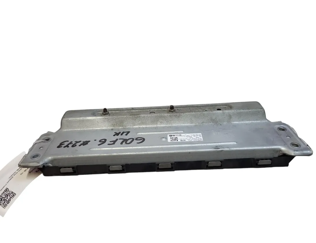 VOLKSWAGEN Golf 6 generation (2008-2015) Knee SRS Airbag 5K2880841A 28824473