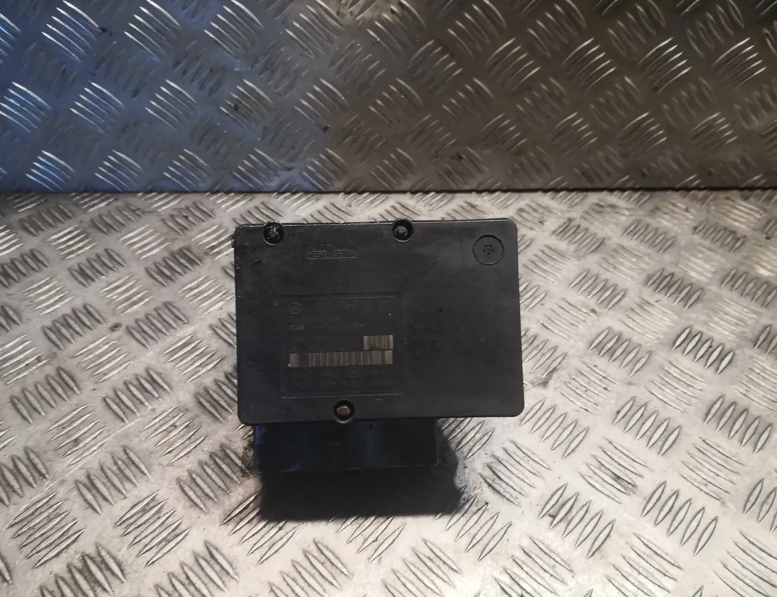 MERCEDES-BENZ C-Class W203/S203/CL203 (2000-2008) ABS Pump A2095452532,2095452532 29395893