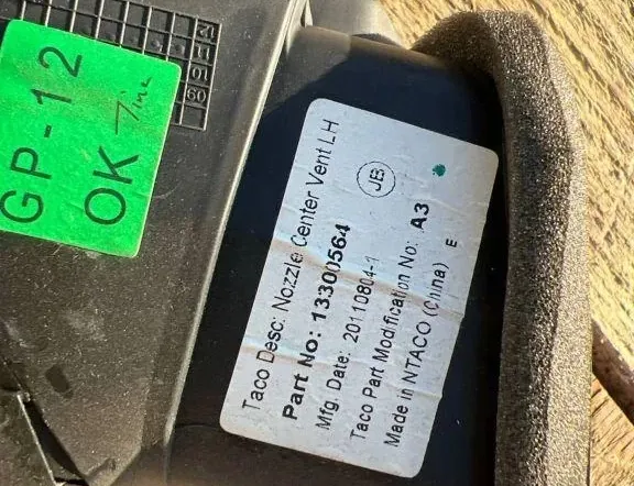 OPEL Astra J (2009-2020) Dashboard Air Vents 13300564,201108041 35045941