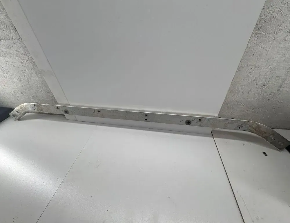 BMW 5 Series G30/G31 (2016-2023) Radiator Holder 51647400 35045971