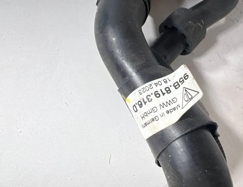 PORSCHE Macan 1 generation (2013-2023) Furtun lichid de răcire 95B819316D 35045346