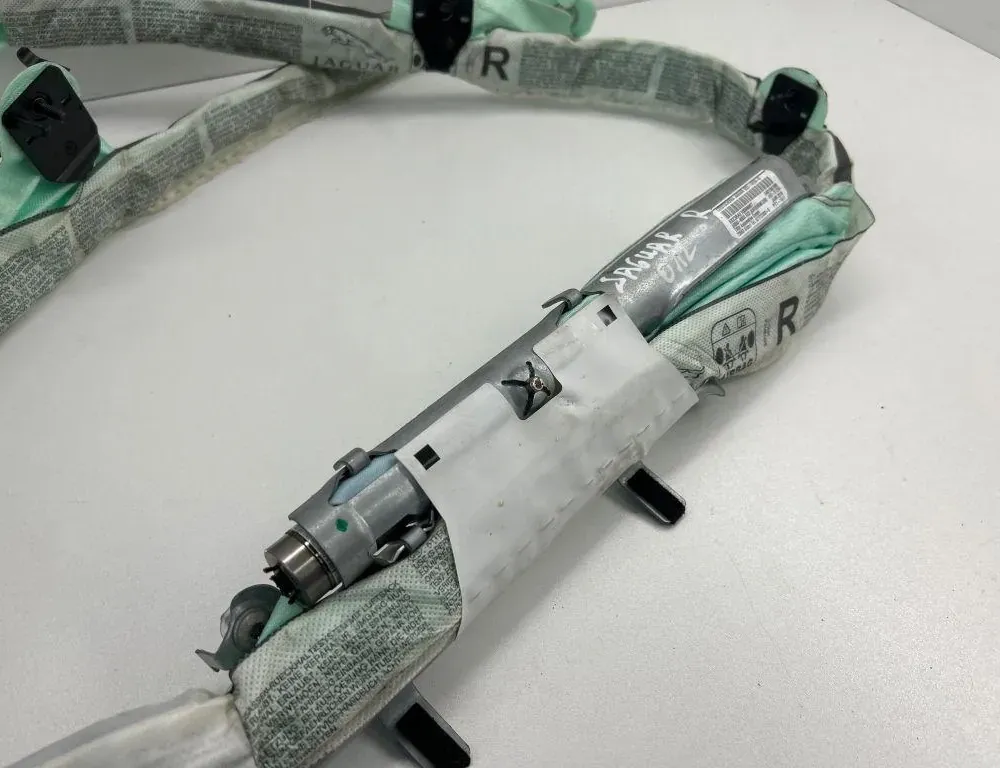 JAGUAR XF 1 generation  (2011-2016) Front Right Seatbelt 34013010B,8X23RKA10099007,071723020 34085042
