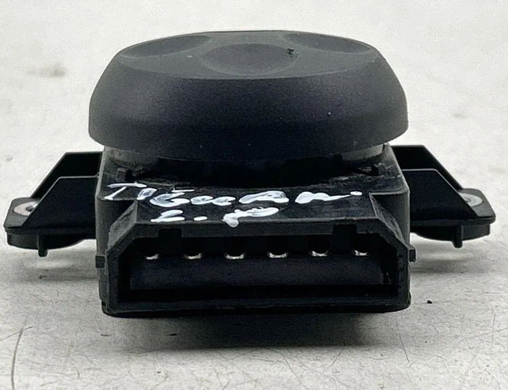 VOLKSWAGEN Tiguan 1 generation (2007-2017) Left Seat Control Switches 03481451,8E0959777B 34120726