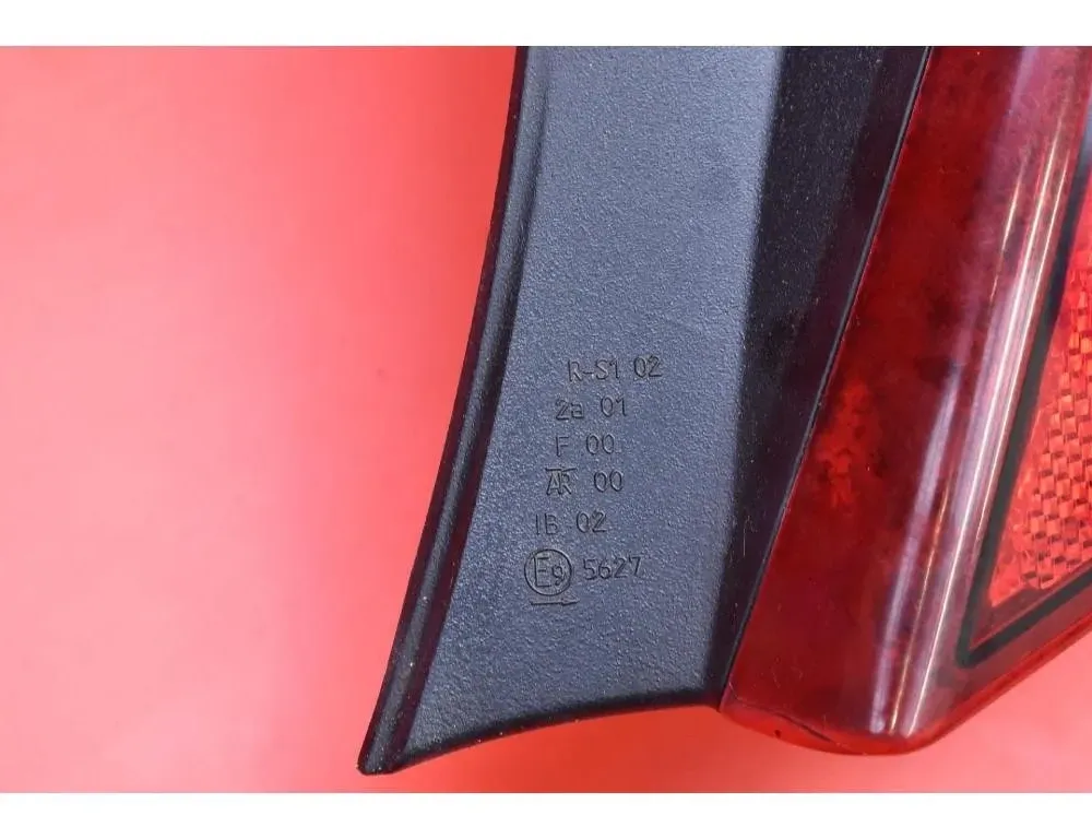 OPEL Corsa D (2006-2020) Rear Right Taillight Lamp 13188046 30821773