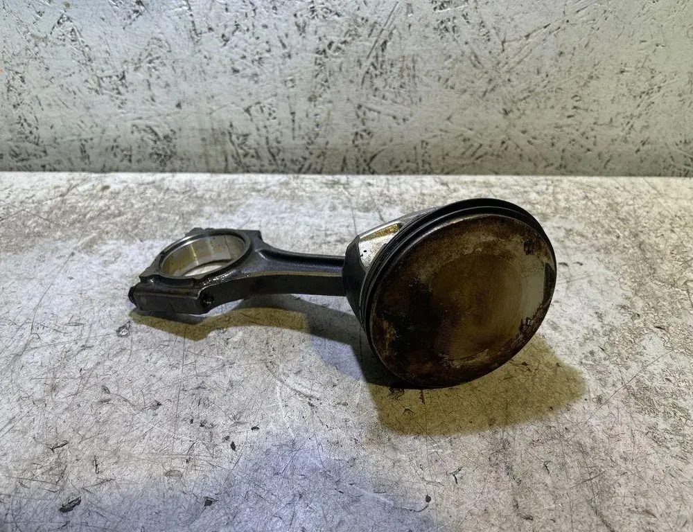 DODGE Challenger 3 generation (2008-2024) Piston 35038484