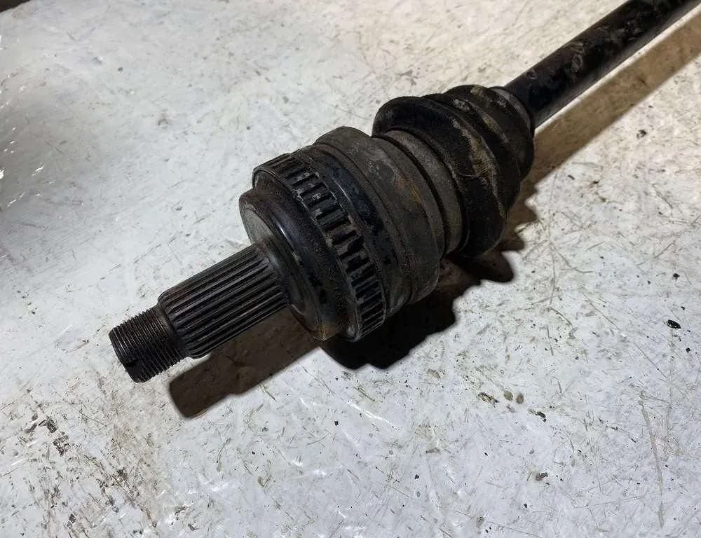 BMW 1 Series E81/E82/E87/E88 (2004-2013) Rear Right Driveshaft 7523959 35045094