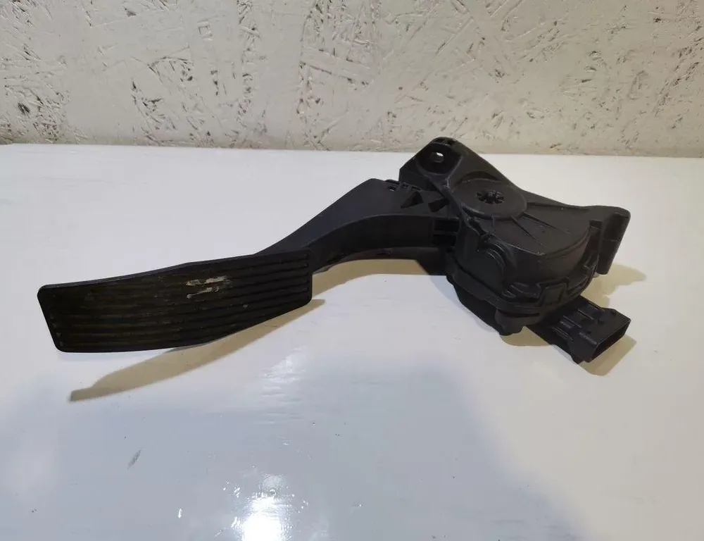 CHEVROLET Cruze 1 generation (2009-2015) Throttle Pedal 13252702 35044525