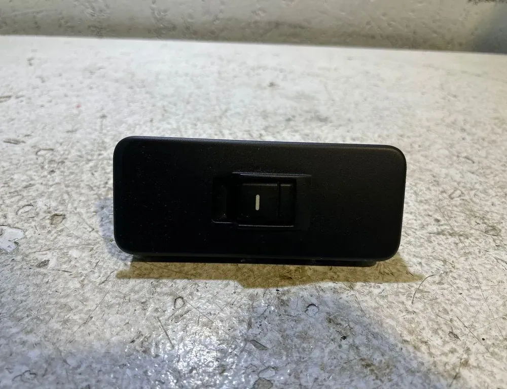 LAND ROVER Range Rover Sport 1 generation (2005-2013) Rear Right Door Window Control Switch 060621,YUD501070PVJ 35039569