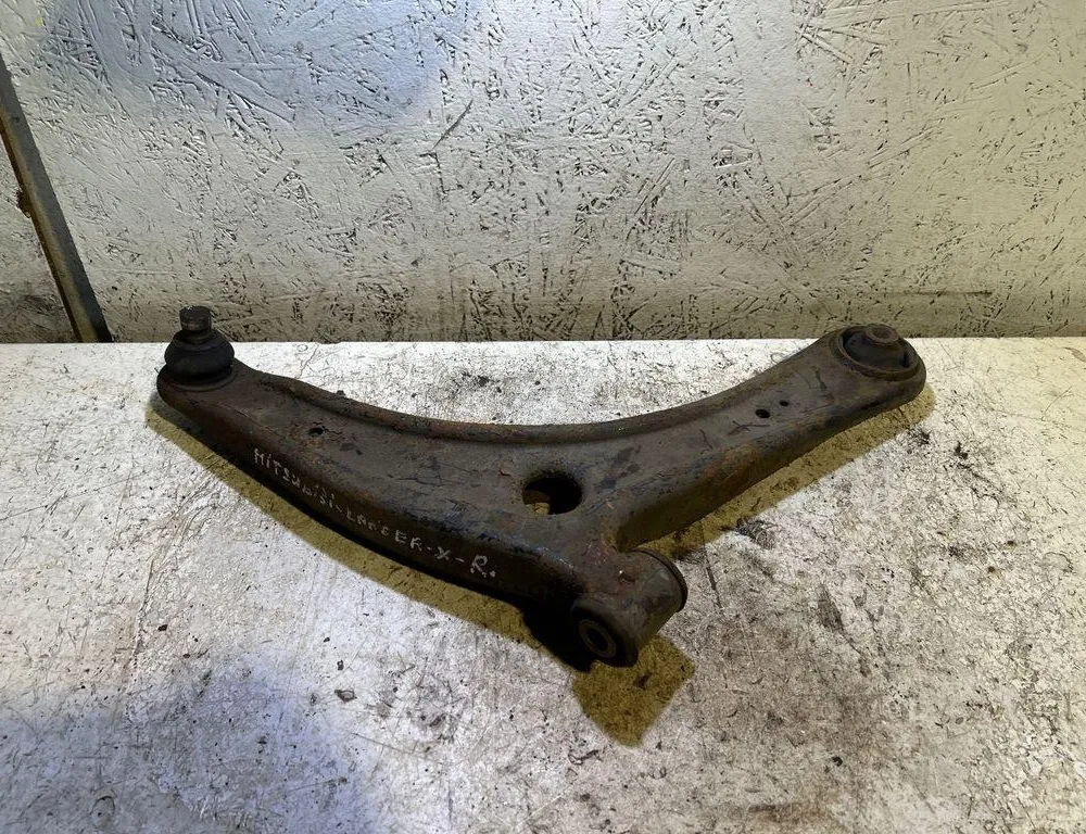 MITSUBISHI Lancer VII (1991-2000) Front Wishbone Arms 35038329