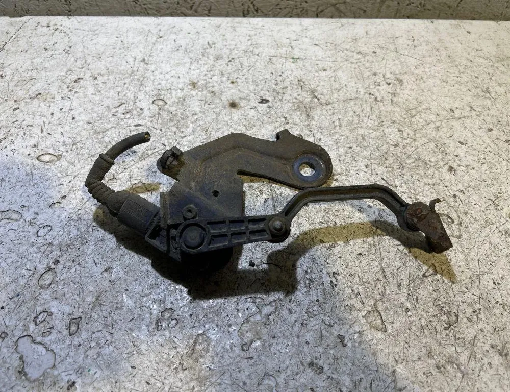 AUDI A4 B8/8K (2011-2016) Height sensor lever H04200HZ,1T0907503 35005526