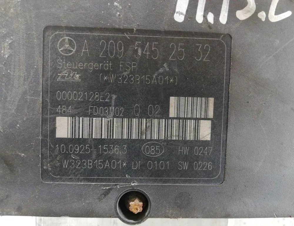 MERCEDES-BENZ C-Class W203/S203/CL203 (2000-2008) ABS Pump A2095452532 35038490