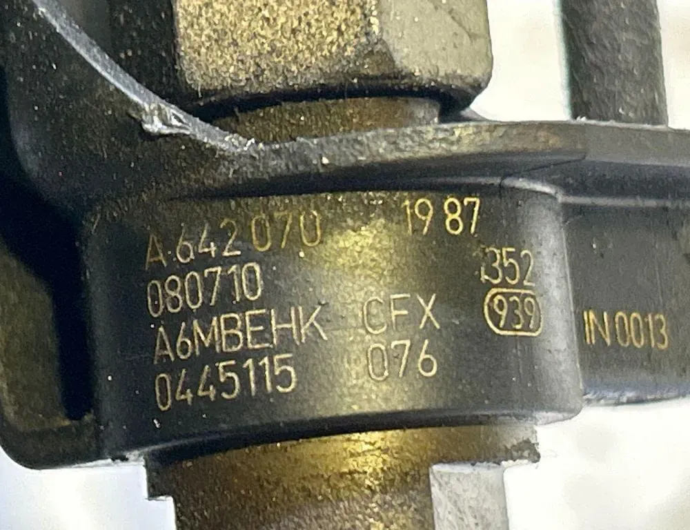 MERCEDES-BENZ E-Class W211/S211 (2002-2009) Fuel Injector A6420701987,0445115076,080710 35007936