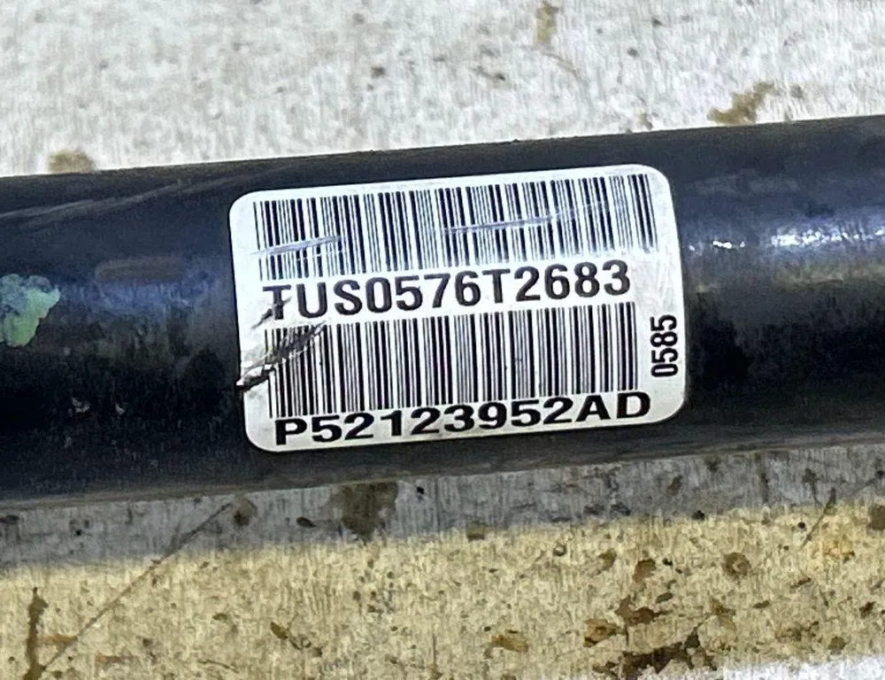 DODGE Challenger 3 generation (2008-2024) Rear Right Driveshaft TUS0576T2683,P52123952AD 35003025