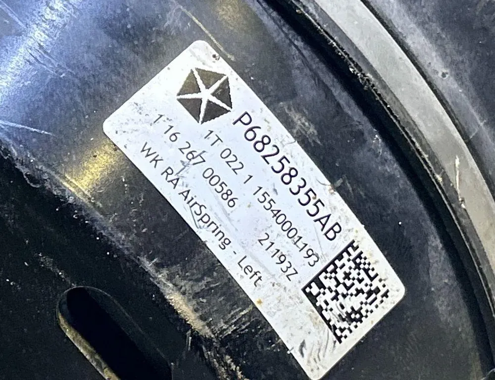 JEEP Grand Cherokee 4 generation (WK) (2004-2024) Rear Left Air Suspension Cushion P68258355AB 35020205