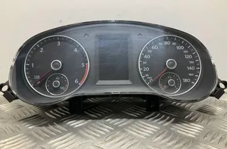 VOLKSWAGEN Jetta 6 generation (2010-2018) Speedometer 5C6920972A 34722944