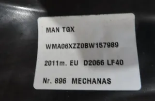 MAN TGS (2007-present) Front Right Inner Fender Lining 81.61230.0277 34803162