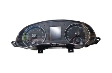 VOLKSWAGEN Jetta 6 generation (2010-2018) Speedometer 5C6920882 26571550