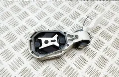 MERCEDES-BENZ GLA-Class H247 (2019-2024) Задняя подушка двигателя A2472400400 34506674