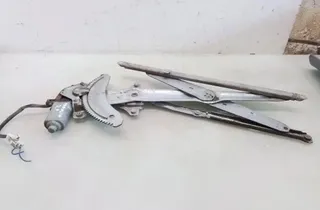 TOYOTA Previa 2 generation (2000-2006) Front Right Door Window Regulator 8571044010 35070733