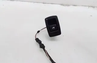 BMW 1 Series E81/E82/E87/E88 (2004-2013) Rear Left Door Window Control Switches 35072113