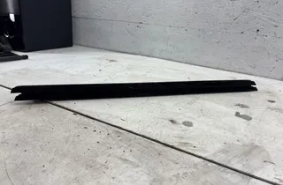 BMW 5 Series G30/G31 (2016-2023) Front Left Door Window Strip 7336960 35046047