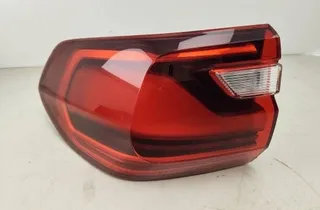 BMW X7 G07 (2018-2024) Rear Left Taillight 8744228 35050500