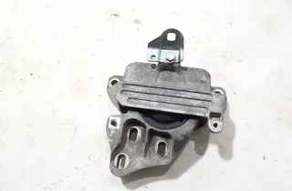 MERCEDES-BENZ GLA-Class H247 (2019-2024) Задняя подушка двигателя A2472403200 35062849