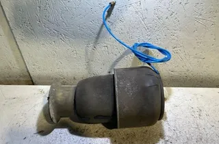 BMW 5 Series F10/F11 (2009-2017) Rear Left Air Suspension Cushion 35044136