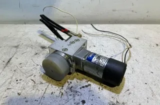 VOLKSWAGEN Phaeton 1 generation (2002-2016) Hydraulic pump 3D5827383A 35034022